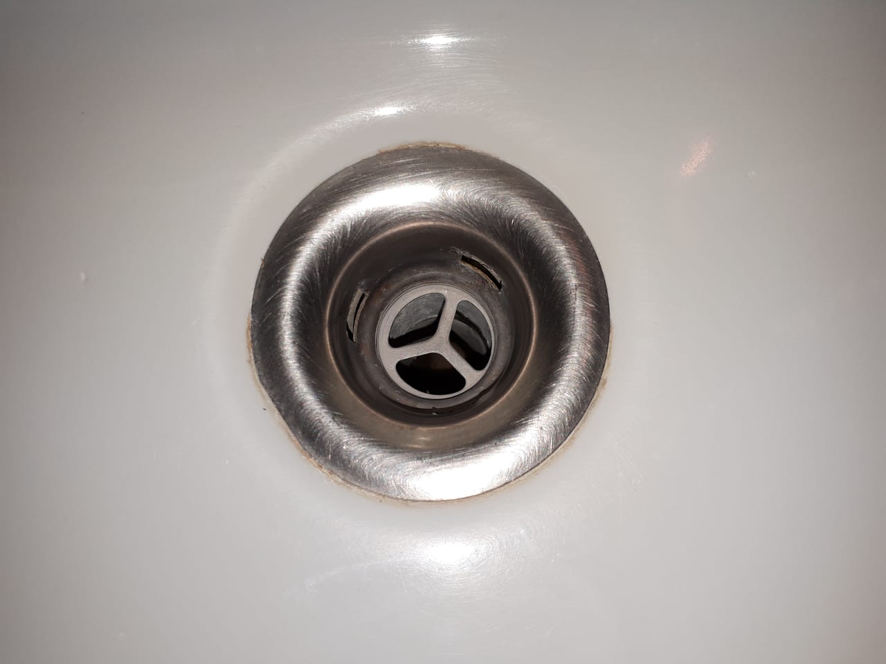 Bathroom sink drain and basin